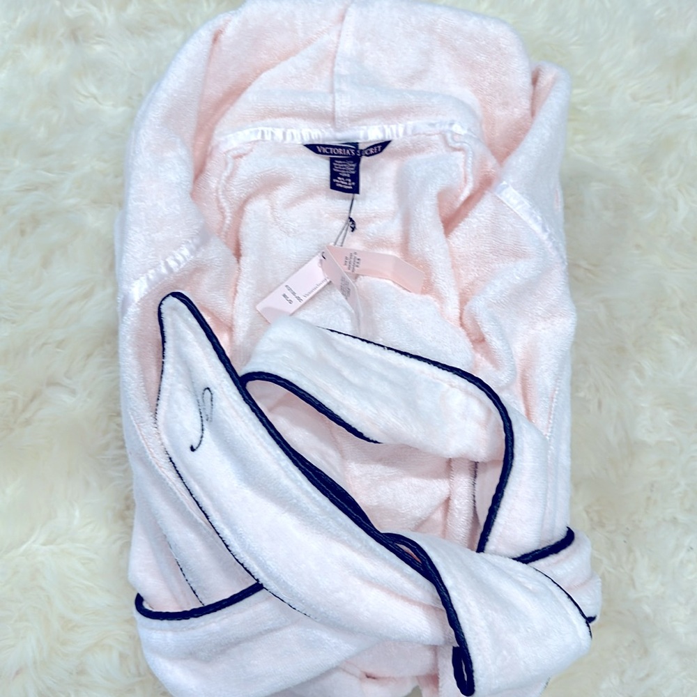 NWT Victoria Secret Robe M/L/G